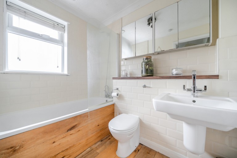 Images for Weald Close, Shalford, Surrey