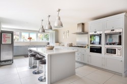 Images for The Highlands, East Horsley, KT24