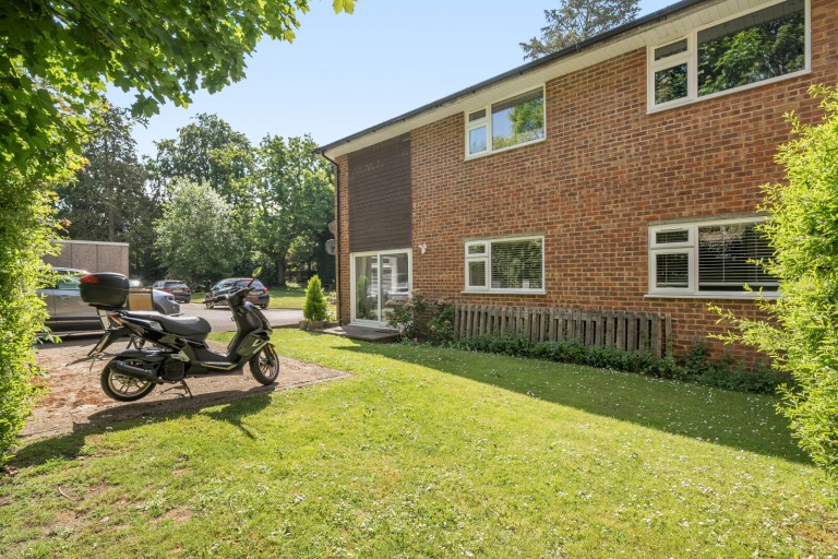 Images for Horsham Road, Shalford, Guildford, Surrey