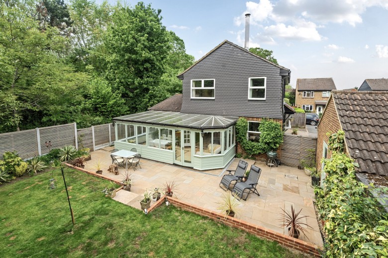 Click the photo for more details of Hurley Gardens, Guildford, GU4
