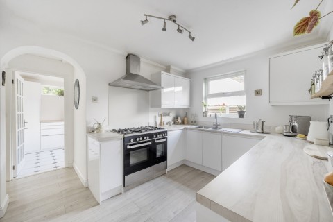 Click the photo for more details of Hurley Gardens, Guildford, GU4