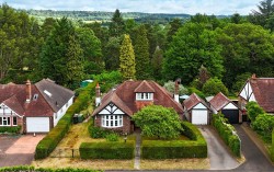 Images for Roseacre Gardens, Chilworth, Guildford