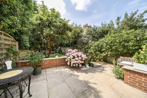 Click the photo for more details of Stoke Road, Guildford, Surrey