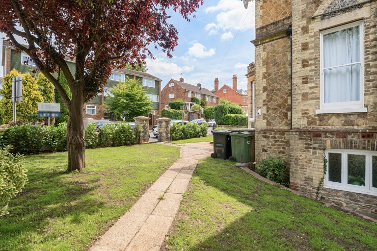 Images for Baillie Road, Guildford, Surrey