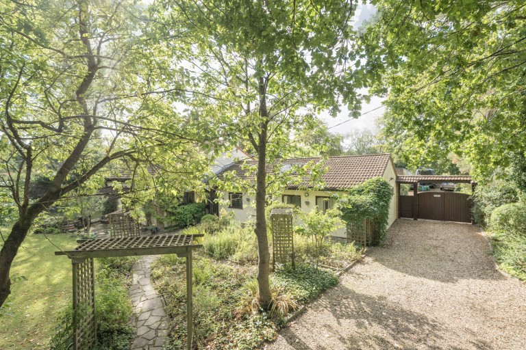 Images for Beech Lane, Normandy, Surrey