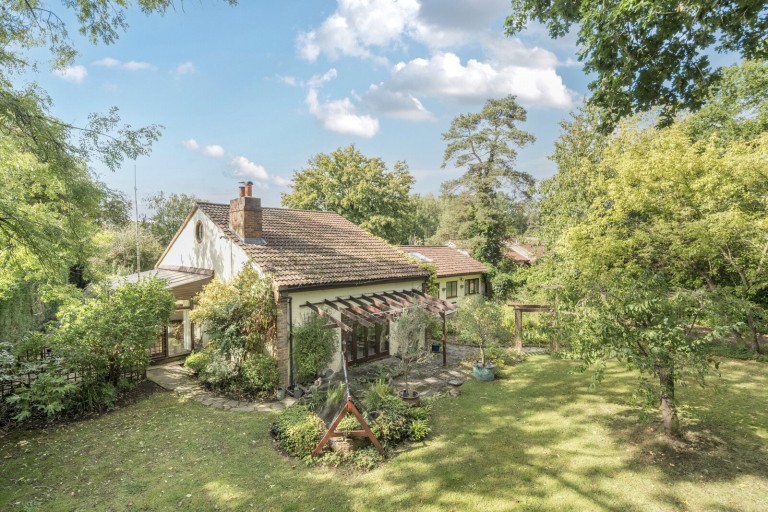 Images for Beech Lane, Normandy, Surrey