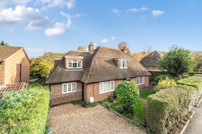 Click the photo for more details of Curling Vale, Guildford, Surrey