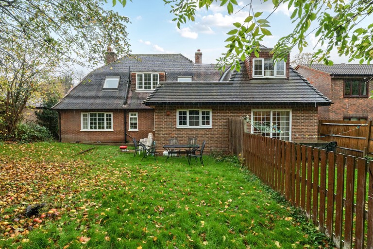 Images for Curling Vale, Guildford, Surrey