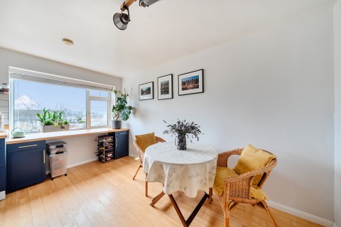 Click the photo for more details of Grange Road, Guildford, Surrey