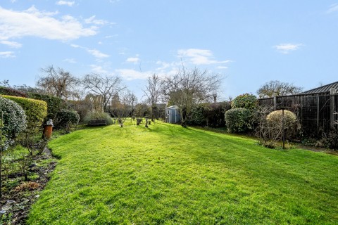 Click the photo for more details of Culls Road, Normandy, Surrey