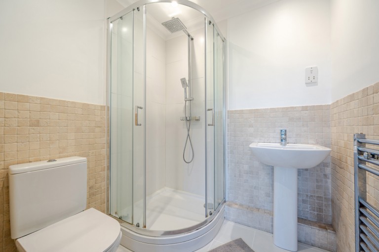 Images for Anchor Close, Normandy, Surrey