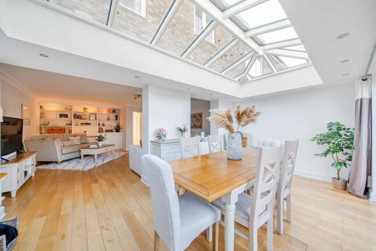 Images for Anchor Close, Normandy, Surrey