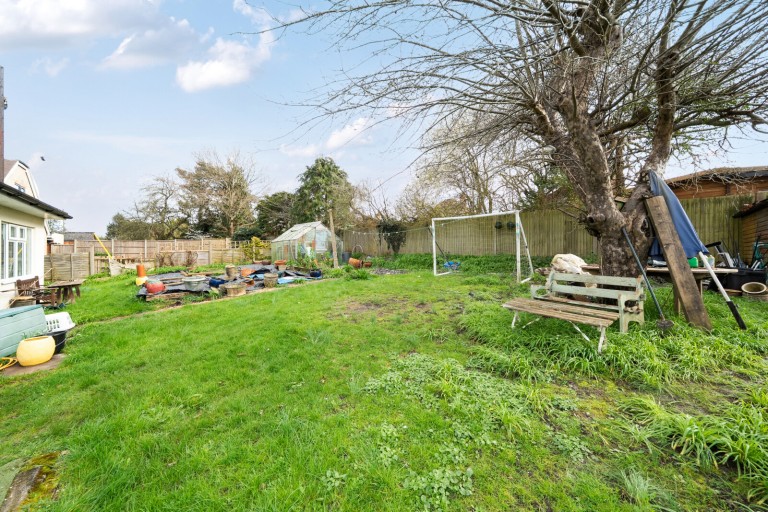 Images for Christmas Pie Avenue, Normandy, Surrey