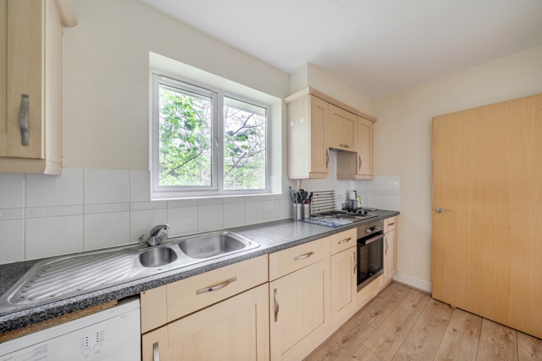 Images for Woodlands Close, Guildford, Surrey