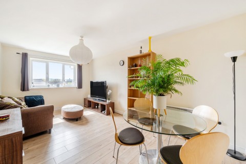 Click the photo for more details of Woodlands Close, Guildford, Surrey