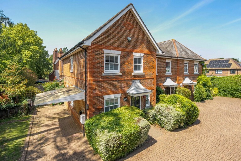 Images for Elmdon Place, Guildford, Surrey