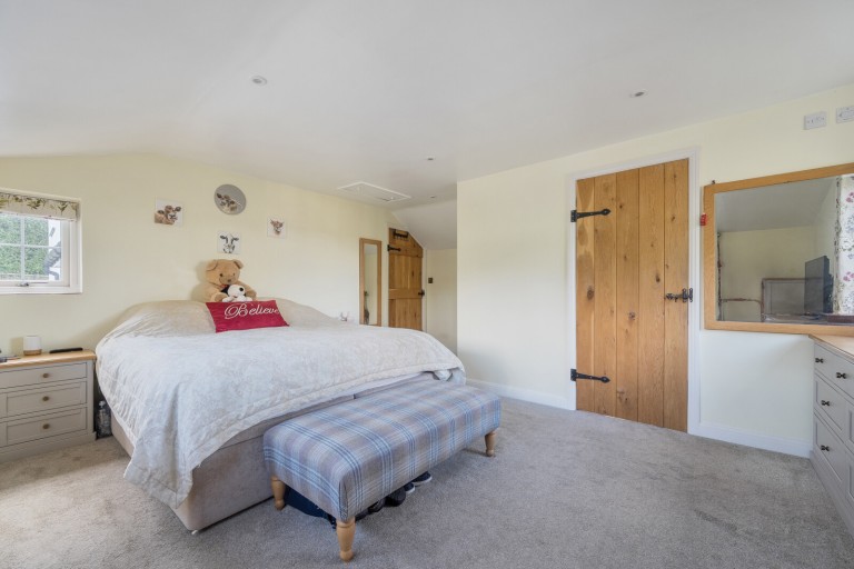 Images for Upper Bourne Lane, Farnham, Surrey