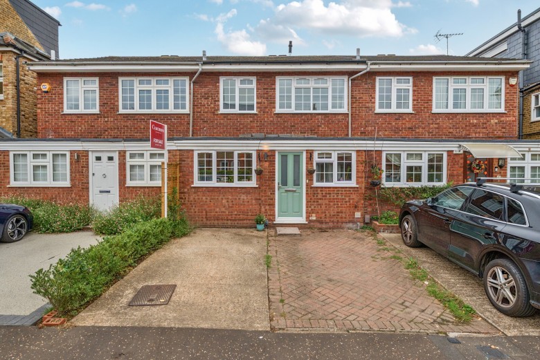 Click the photo for more details of Sunnyside Road, Teddington