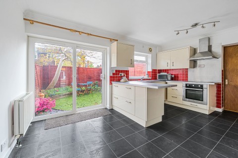 Click the photo for more details of Birchwood Drive, West Byfleet, Surrey