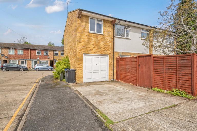 Images for Birchwood Drive, West Byfleet, Surrey