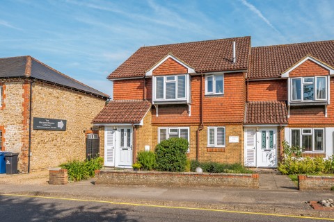 Click the photo for more details of Summers Road, Godalming, Surrey