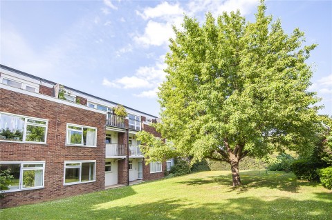 Click the photo for more details of Dukes Avenue, New Malden, Surrey