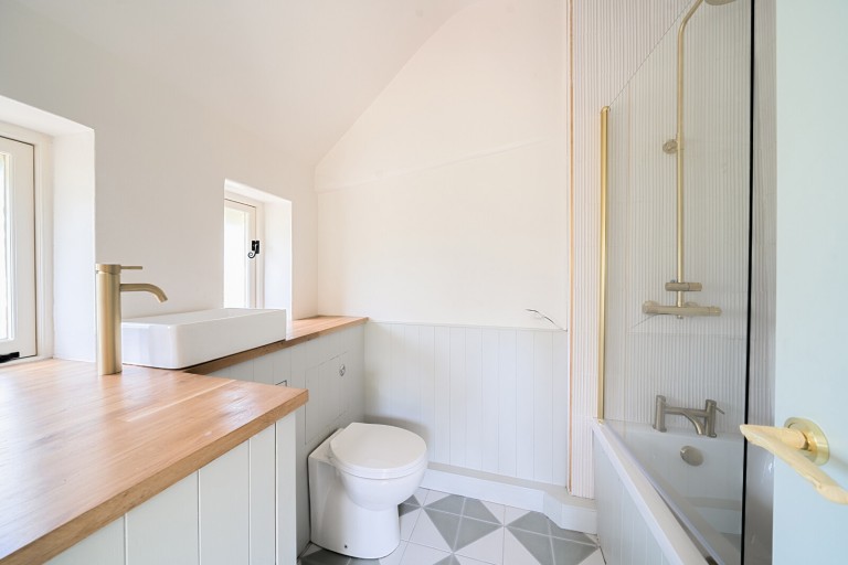 Images for Manor Farm Cottages, Seale, GU10