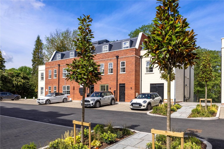 View Full Details for Oatlands Drive, Weybridge, Surrey