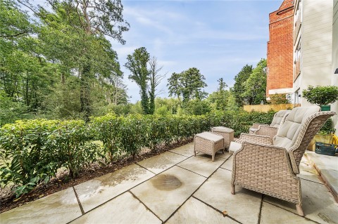 Click the photo for more details of Oatlands Drive, Weybridge, Surrey