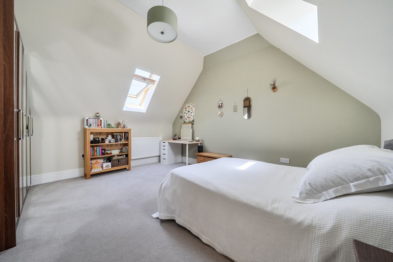 Images for Sycamore Avenue, Godalming, Surrey