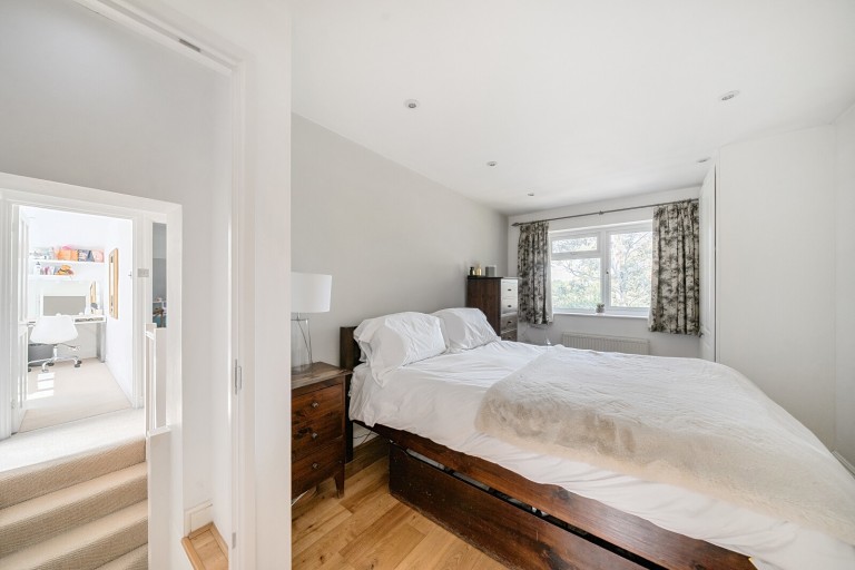 Images for Pine Tree Hill, Pyrford, Surrey