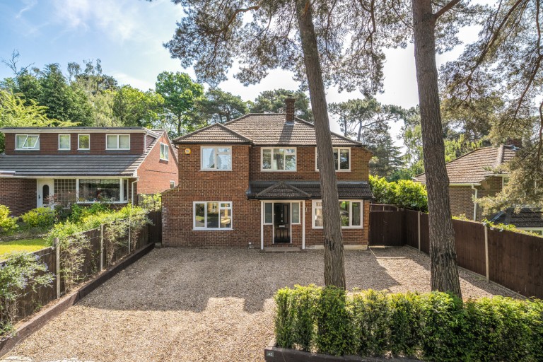Images for Pine Tree Hill, Pyrford, Surrey