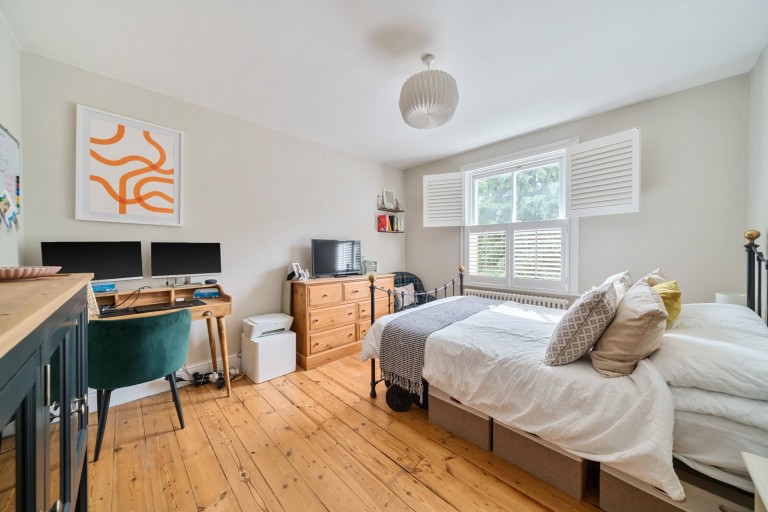 Images for Holstein Avenue, Weybridge, Surrey