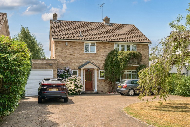 Click the photo for more details of Great Bookham, Leatherhead