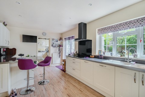 Click the photo for more details of Great Bookham, Leatherhead