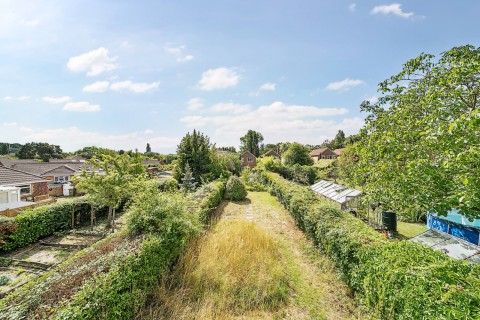 Click the photo for more details of Jacob's Well, Guildford, Surrey