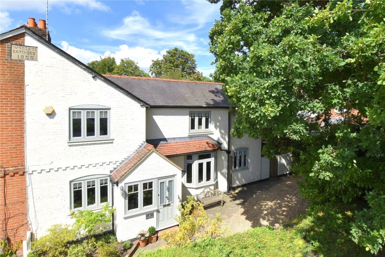 Click the photo for more details of Littleheath Lane, Cobham, Surrey