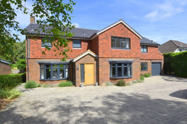Images for Rookery Close, Fetcham, Surrey