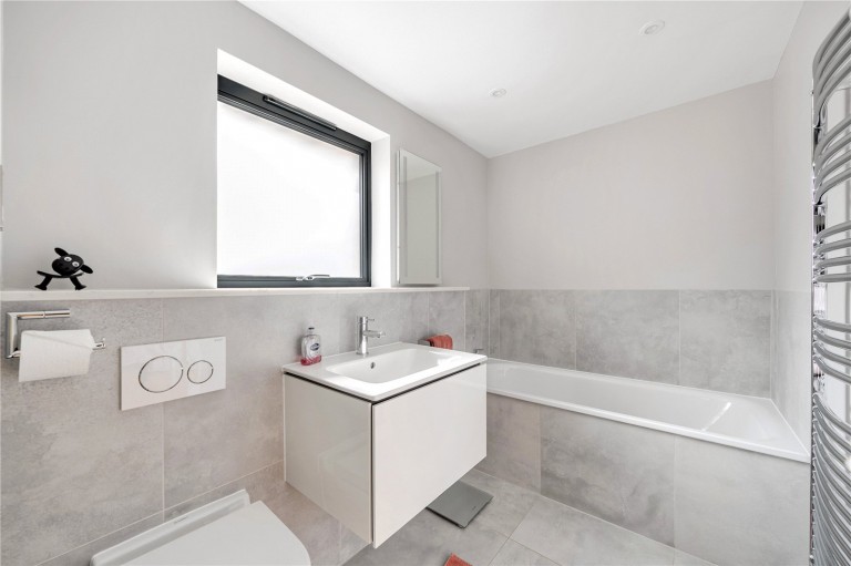 Images for Rookery Close, Fetcham, Surrey