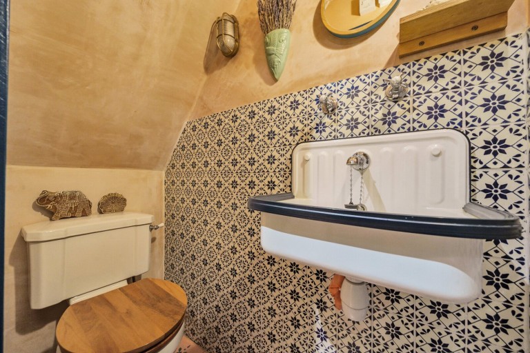 Images for Avenue Road, Kingston Upon Thames, Surrey