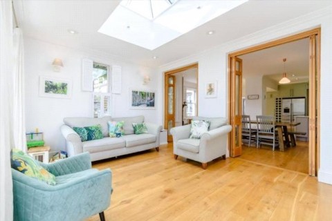 Click the photo for more details of Clarence Road, Walton-On-Thames, Surrey
