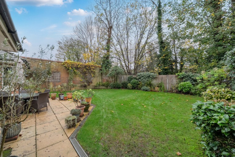 Images for Elmdon Place, Guildford, Surrey