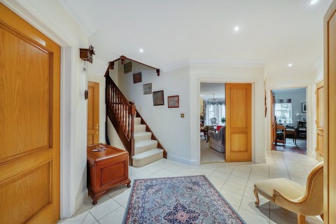 Click the photo for more details of Elmdon Place, Guildford, Surrey