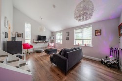 Images for Folly Hill, Farnham, Surrey