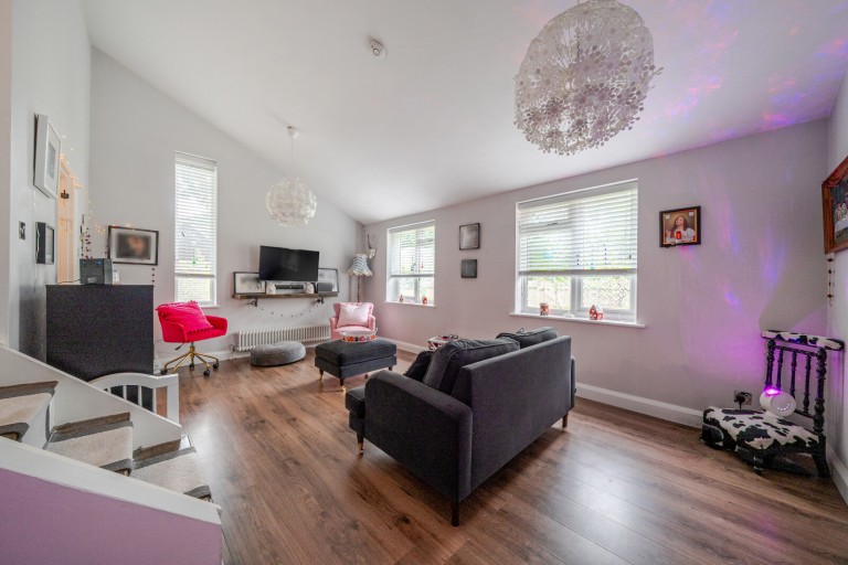 Images for Folly Hill, Farnham, Surrey