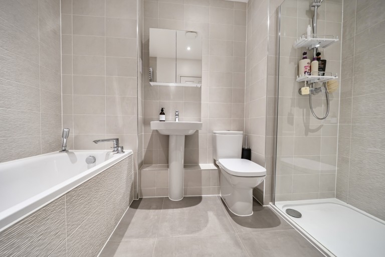Images for Weyburn Lane, Elstead, Surrey