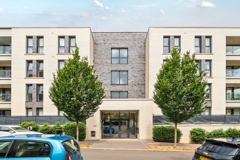 Images for Longcross, Chertsey, Surrey