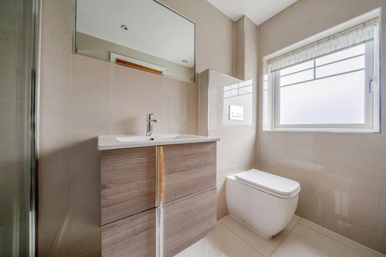 Images for Farleigh Road, New Haw, Surrey