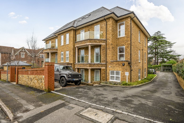 Click the photo for more details of Albury Road, Guildford, Surrey
