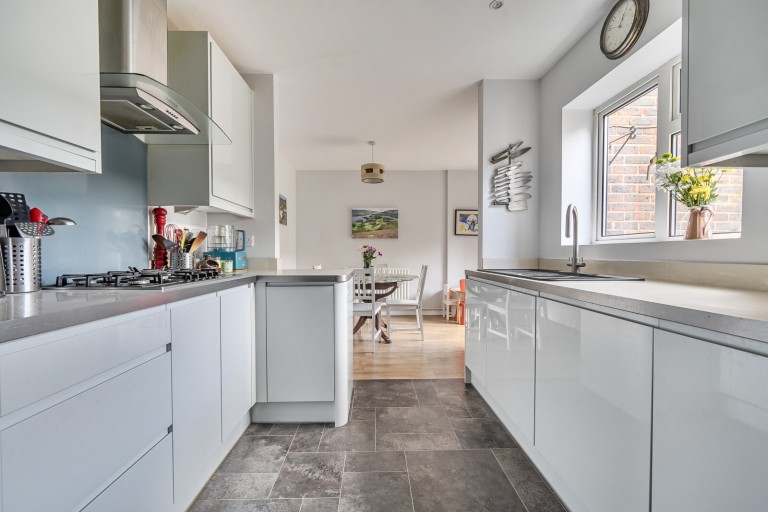 Images for The Horseshoe, Godalming, Surrey